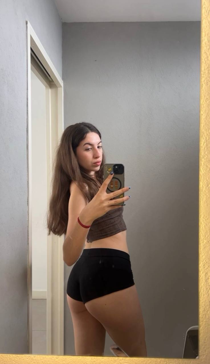 Amber in her underwear in Lugansk