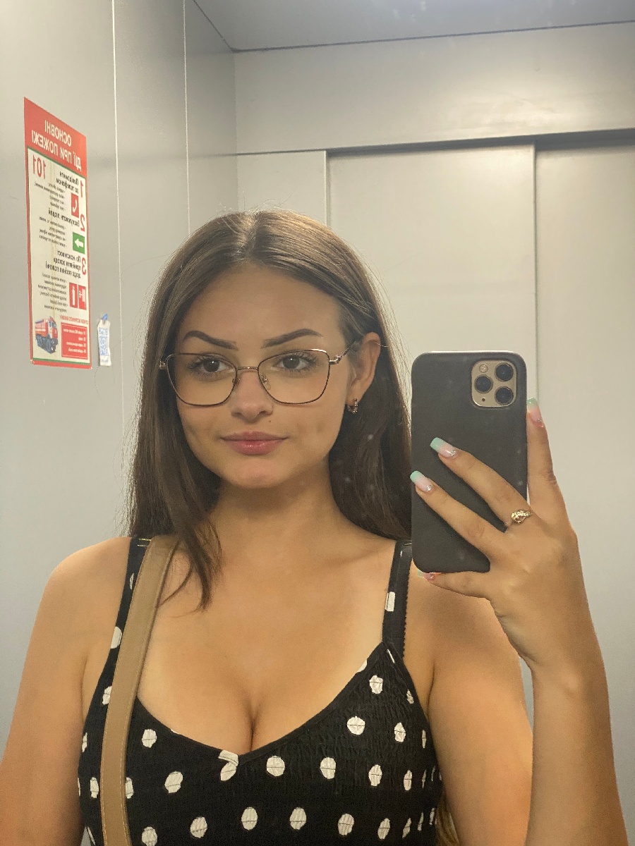 Sexy model Stacy in Lugansk